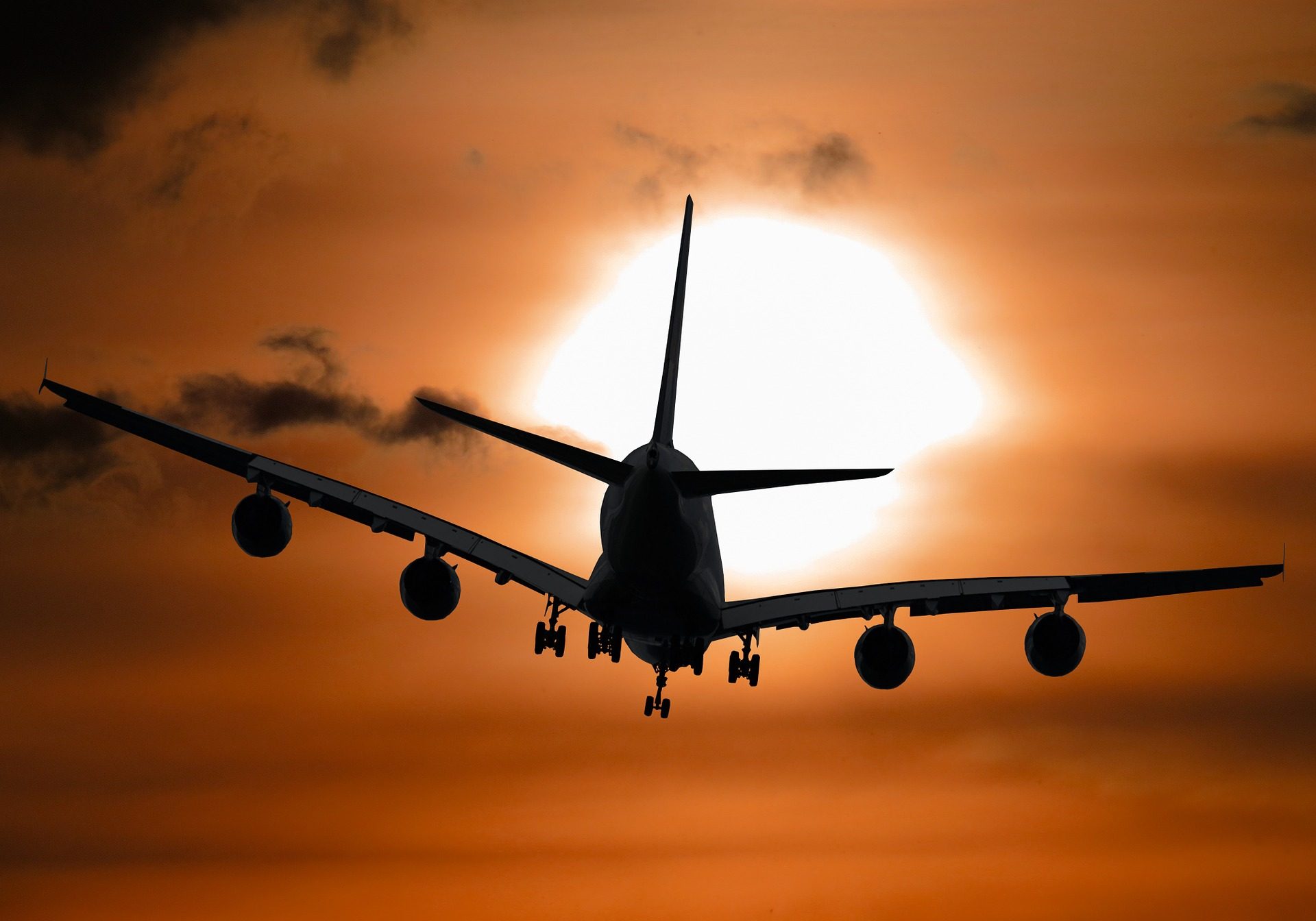 aircraft-1362587_1920 aircraft-1362587_1920